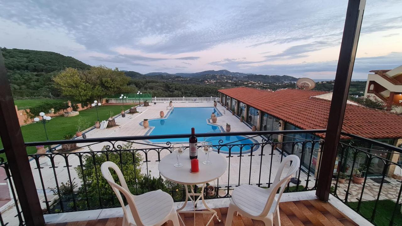 Villa Voula Agios Stefanos Avliotes  ภายนอก รูปภาพ